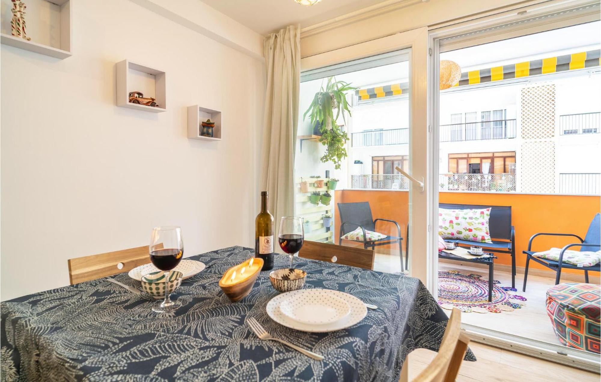 Appartement In With Kitchenette Almería